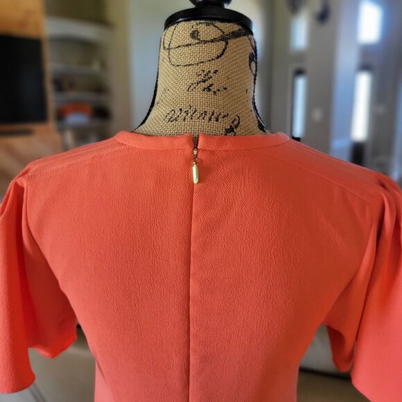 TRINA TURK Anderson Flutter Short Sleeves & Keyhole V-Neck Dress-US 2 - Picture 6 of 8